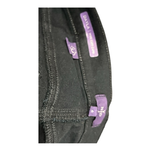 NYDJ Daulat Wide Cuff Capri Size 6 - Picture 10 of 10